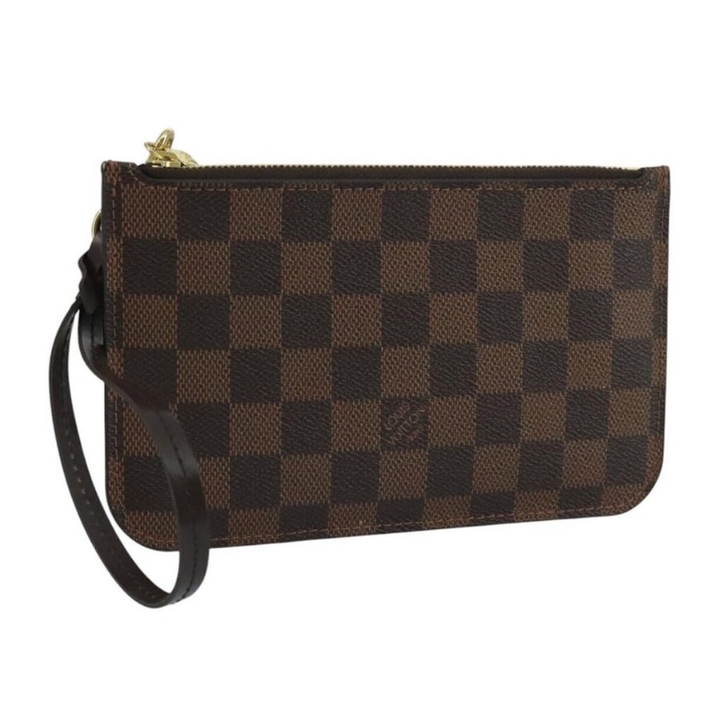 🌺 Authentic Louis Vuitton Pochette/Wristlet
